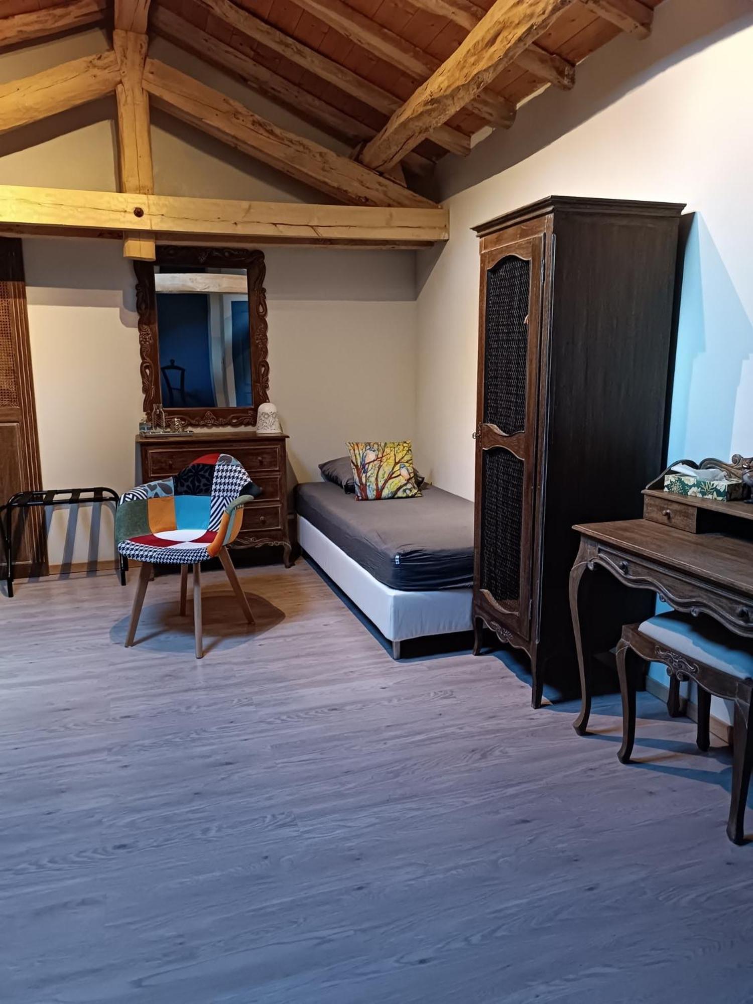 Le Jardin Des Cedres Otel Lavaur  Oda fotoğraf