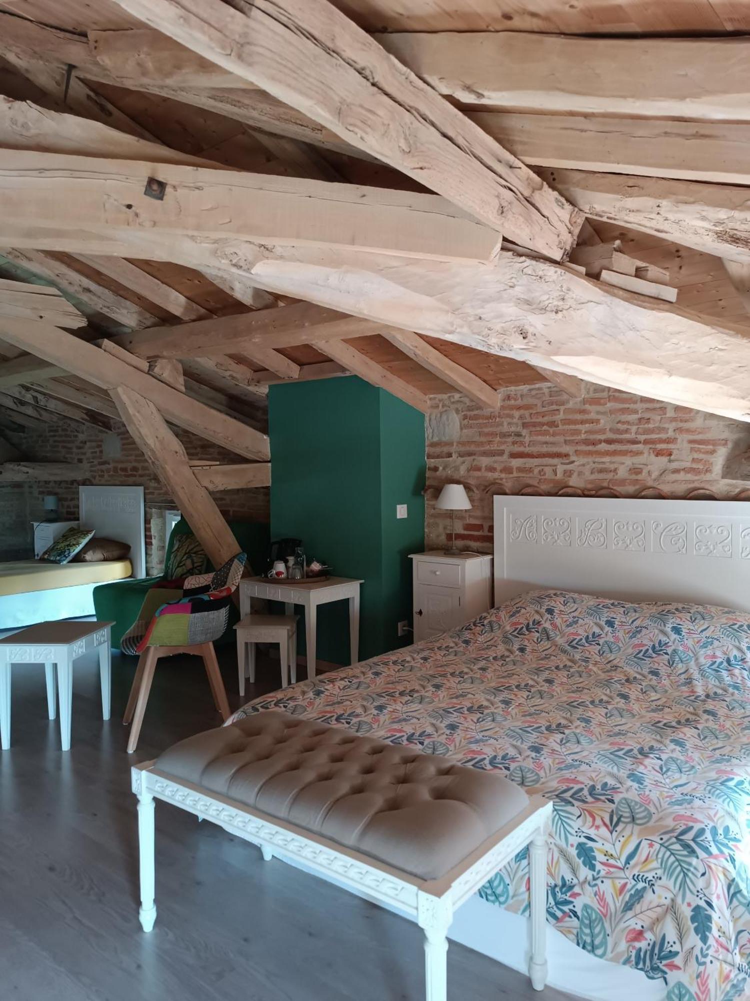 Le Jardin Des Cedres Otel Lavaur  Oda fotoğraf